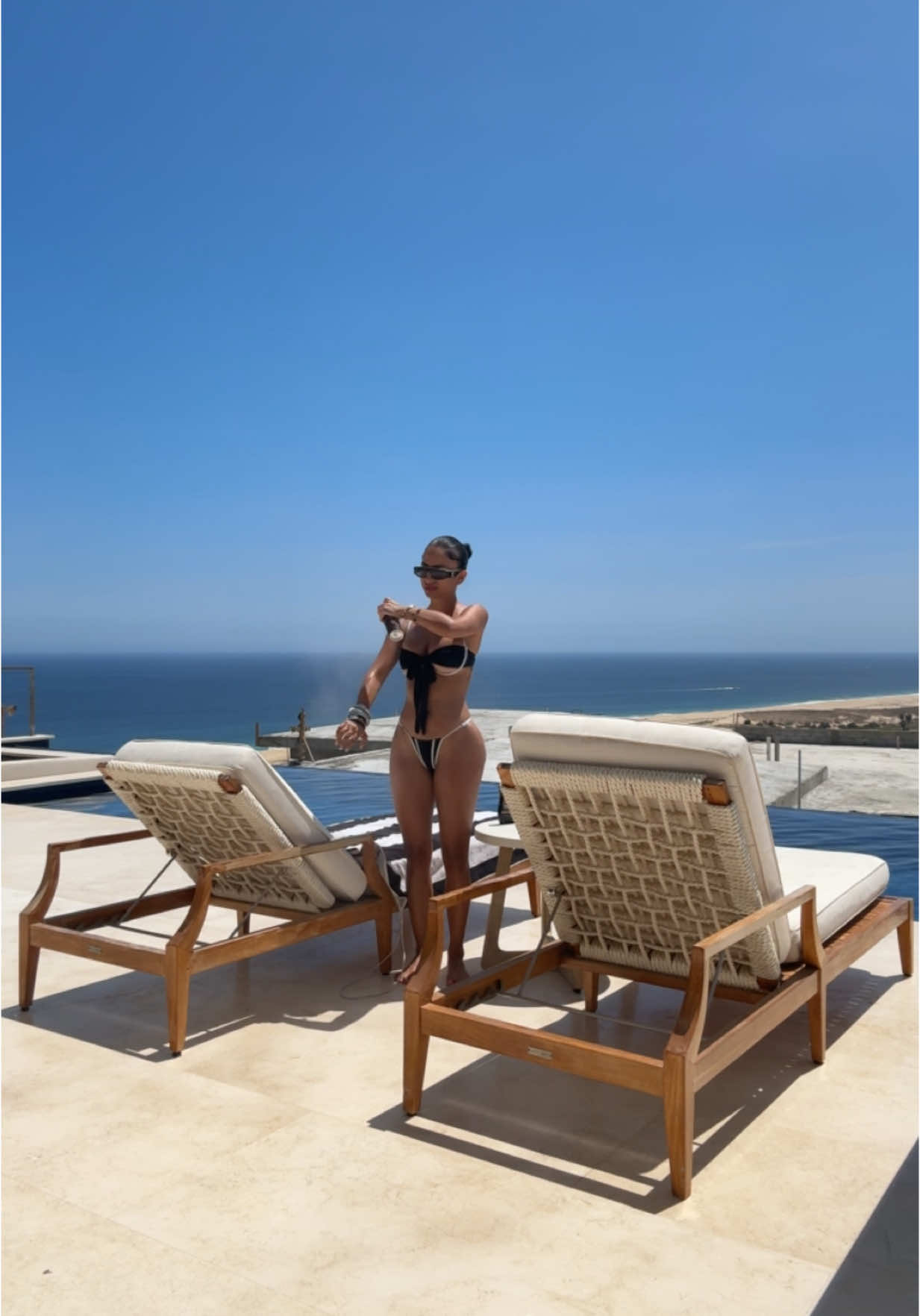summer is summering! ✈️☀️ #Summer #cabo #mexico 
