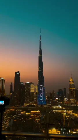 Welcome to Dubai🇦🇪 #fypシ゚viral #loving_dubai #foryoupage #dxblove #اكسبلورfypシ゚_explore❥ #foryou #goviral #dubai🇦🇪❤️ #lovindubai #burjkhalifa #dubaimall #tiktokdubai🇦🇪 #Viral #tiktok #tiktoktraditions #explore 