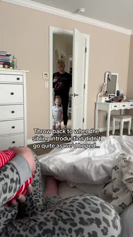 She’d been so excited to meet her baby brother. She talked to my belly every day and helped me get everything ready. But after a middle-of-the-night home birth, this moment was a little more overwhelming for her than we anticipated🥺 Looking back, I wish I had introduced them with him lying on the bed instead of in my arms. Hindsight is everything. But don’t worry! A few minutes later she was snuggling him with the biggest smile on her face. Transitions are big for little hearts💛 #homebirth #silblings #siblingintroduction #toddlersoftiktok #fyp #birth 
