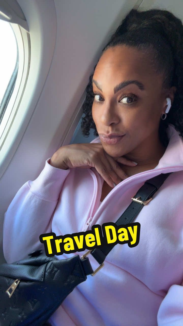 Travel day 💪 #alaska . #whitneyhouston #singer #travellife #guestentertainer #fyp #fy 