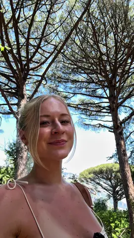 Journée à Ravello villa Rufolo et villa Cimbrone c’était magnifique