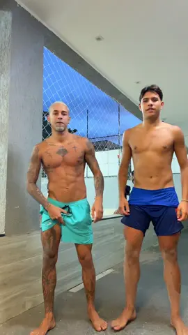 Fudeu, tomou 