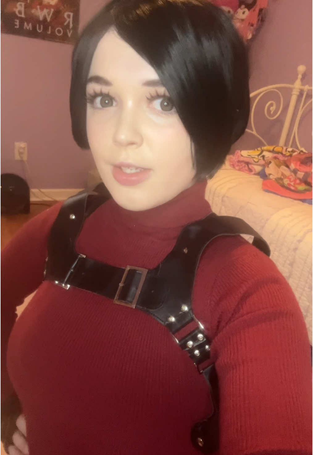 need ada to come back in re9 or i’ll wither away into nothingness #residentevil #re4 #residentevil4 #cosplay #residentevilcosplay #adawong #adacosplay #adawongcosplay 