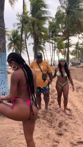 Só ia ajudar o próximo  #viral  @Gaby Queiroz  @Rafaela Burgese 