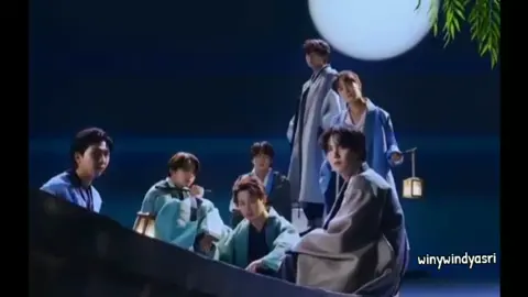 lagu ini menjelaskan perasaan ku pada kalian😭💜❤ #kpop #bantansonyeondan #ceritahidupku #jikadiabukanuntukku #bts #memberbts #tiktok #armybts #bulanjunipenuhharapan #Rmbts #festabts #taehyung_bts #lewatberanda #jkbts #Seokjin #jhope #jiminmilitary #beranda #minyonggi #parkjimin #laguviral 
