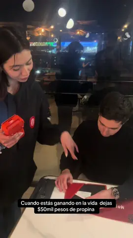 Los ganadores damos propina 