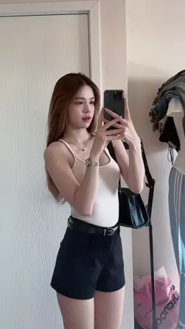 พิกัดเสื้อกางเกง👆#เสื้อยืด #เสื้อเข้ารูป #ฟีด #กางเกงขาสั้น 
