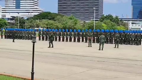 อย่าเอาเวลามาเเลกกับเวลา 💂#ทหารรักษาพระองค์ #ทหารกองเกรียติยศ💂🏻‍♀️🇹🇭 