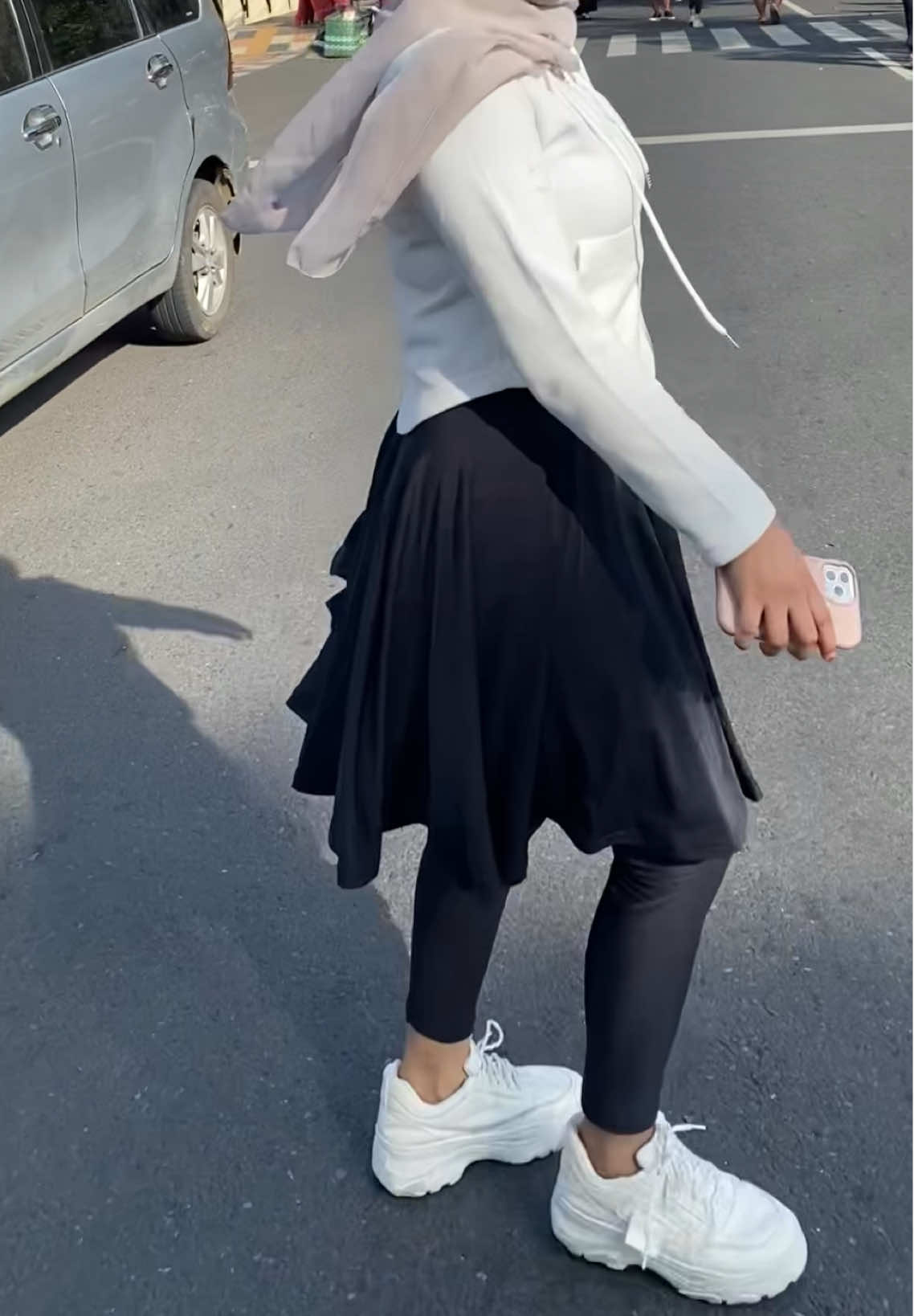 Mau olahraga tp tetap sopan ❤️‍🔥 set leging+ rok cuma 50rban aja #fyp #leging #celanaolahraga #legingmurah #rokleggingsport ##legingrok #rokleging #celanaolahragawanita 
