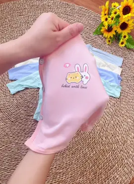 Bé sơ sinh trong tháng sẽ càn nhiều áo để thay khi con nôn trớ mẹ sắm set áo sơ sinh 5 màu này vừa kinh tế lại mát cho bé#aososinh #comboaososinh #combososinh #aososinhdaitay #quanaososinh 