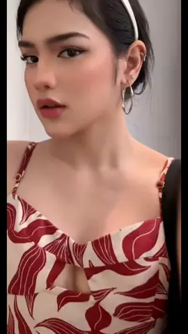 Davina Karamoy cantiknya 😍 awas gagal fokus 🥰 bening euyy #davinakaramoy #davina #fyp 