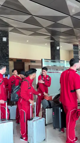 TIMNAS IS HEREE!!  KITA GARUDA!!#timnas #timnasindonesia #timnasday #timnasindonesia🇮🇩 #timnasday🇮🇩 #timnasday🇮🇩 #fy #fyp #fypシ゚ #fypage #capcut #meeshilgers #oleromeny #jordiamat #