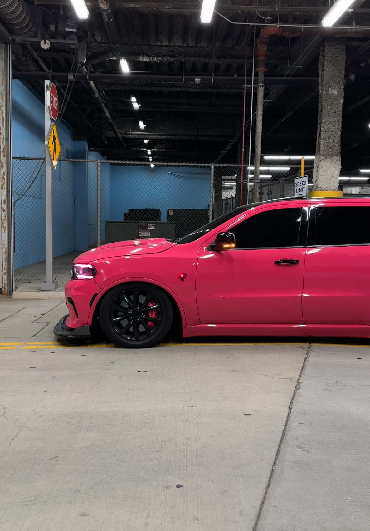 🕺🕺🕺 #hellcat #redeyehellcat #bagged #baggeddurango #e85🌽 #airliftperformance #latinastiktok #vicrez #fyp #carsoftiktok 