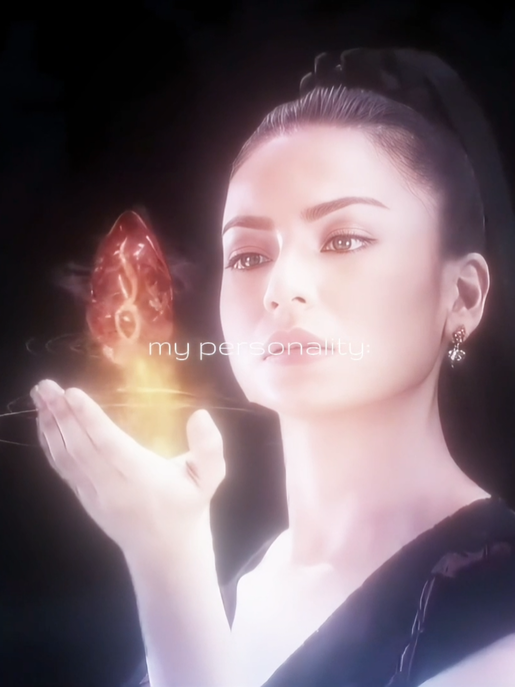 her face card says it all... #encantadiachronicles #encantadia2016 #sanggre #mypersonality #gma #4u #viralvideo #binondo #xyzbca #xybca #fyp 