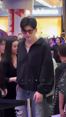 #ppnaravit #pondnaravit #phuwin #phuwintang #ปอนด์ภูวินทร์ #pondphuwin #httydragonxphuwin 
