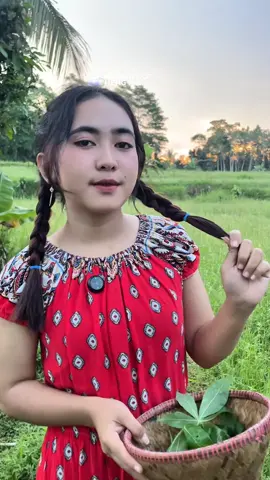 Neng Enur janda desa pulang dari jamban#jandamuda #gadisdesa #fyp 