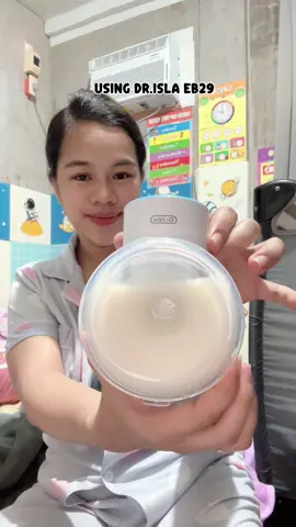 Malakas yung suction niya at hindi rin masakit marerecommend ko ito mga mii .#drislabreastpump #electricbreastpumps #wearablebreastpump #breastpump #affordablebreastpump #drisla 