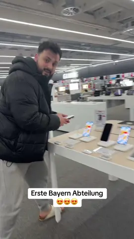 Die erste bayrische Media Markt Abteilung 😂 #bayern #bayrisch #dialekt #comedy