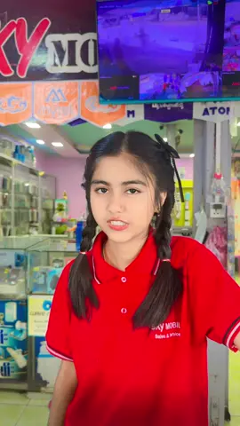 အကောက်အစစ်ပါရှင့် #ဂေါရခါးမလေးပါစင့်😝 #မြင်ပါများပီးချစ်ကျွမ်းဝင်အောင်လို့🤒🖤 #နမ့်စန် #flypシ #အငယ်ဆံုးသမီးလေမို့လေsong