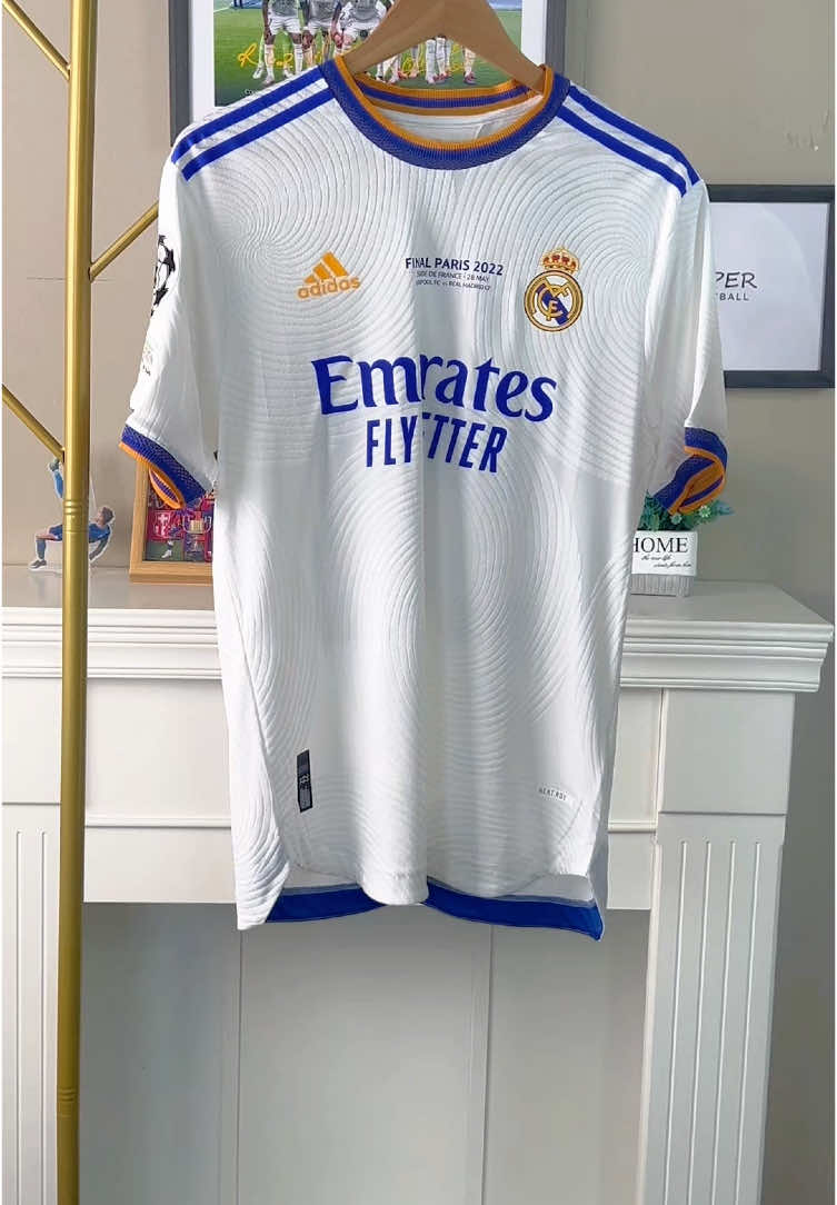 Real Madrid 2021/2022 home shirt player version #Soccer #football #realmadridfans #vinijr #jersey 