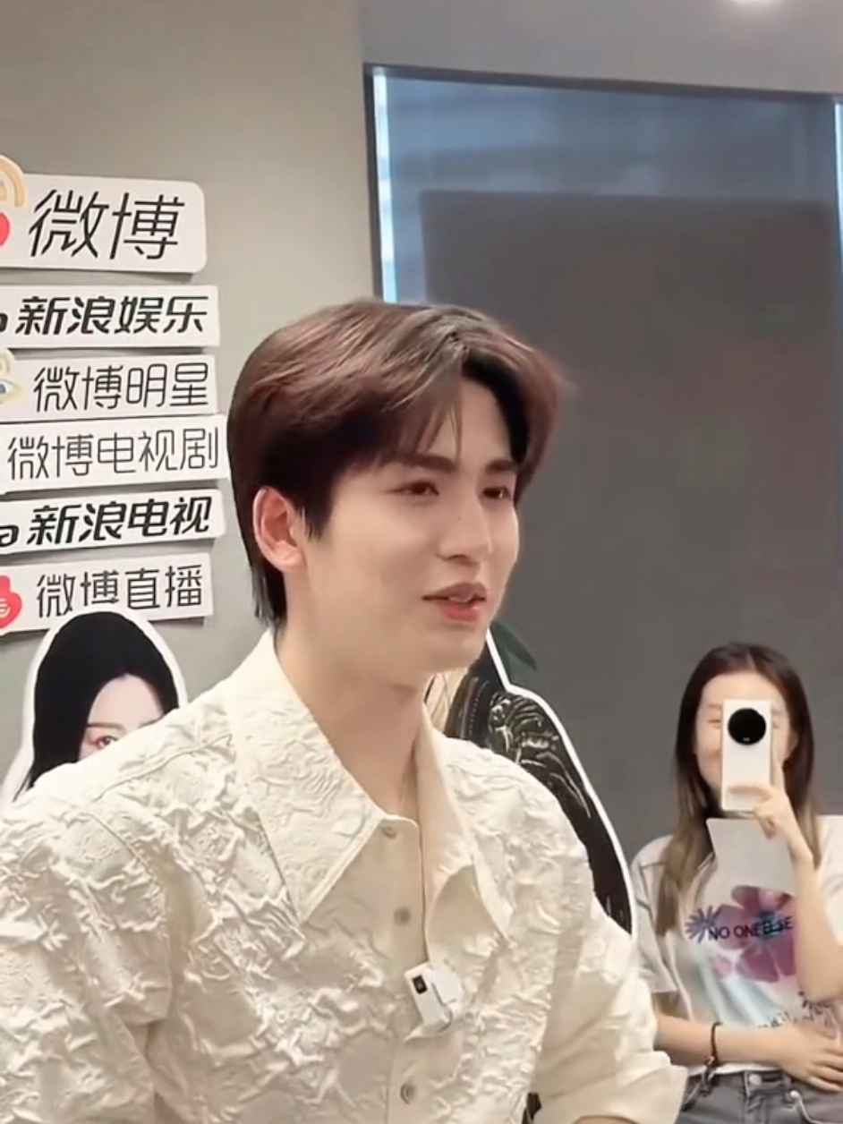 แม๊ๆๆ มาเบิ่งลูกเขย 😁😁 #จางหลิงเฮ่อ #จางหลิงเฮ่อzhanglinghe张凌赫 #จางหลิงเฮ่อ🇨🇳🇨🇳 #zhanglinghe #zhanglinghe张凌赫 #เหล่ากง 