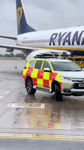@Ryanair @Manchester Airport ⛈️☔️ | #ryanair #maltair #boeing #aviation #aviationlovers #planespotting #aviationdaily #manchesterairport #fyp #viralvideos #planespotter 