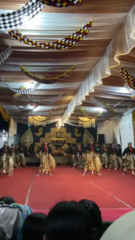 “Gelar Budaya”  - Warok Putri - #warokajimanunggal #warok #waroktemanggungan #waroksurup #warokan #waroktemanggung #temanggungseni #fyp #fypシ゚viral #foryoupage #temanggung24jam #foryou #temanggunghokya #masukberanda #senitemanggung #warokcantik  @NYONG TEMANGGUNG @ASLI TEMANGGUNG @RUANG SENI TEMANGGUNG 
