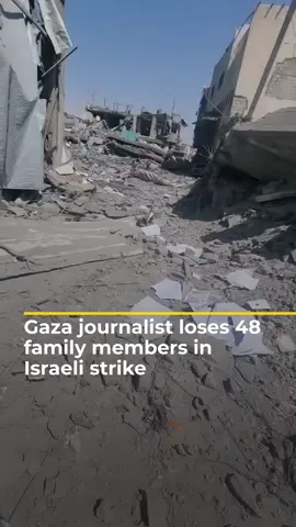 Palestinian photojournalist Abdel Rahim Khudr breaks down after discovering the loss of 48 family members in an Israeli air strike that hit his home in northern Gaza on the day of Eid. #news