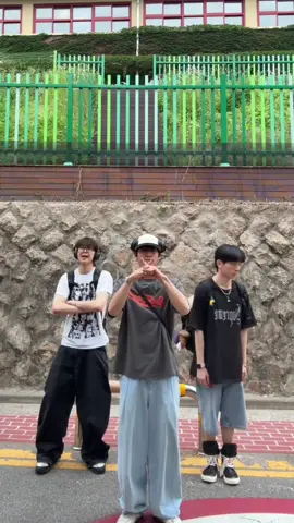 우리랑 놀자😝  Dc:떰프  #떰프 #challenge #08 
