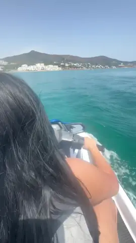 🌊😻