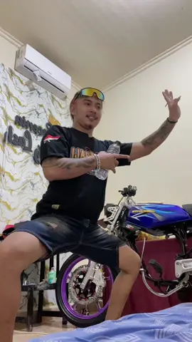 Sak lagu Karo ngombe Araskak #rombongannyeni #fyp #viral #fyp #sampitak #trending #2stroke #rxking 