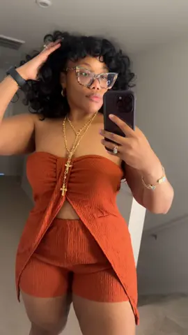 Short set anyone? #tiktokshop #blackgirlfashiontiktok #summertiktok #tiktokshopcreatorpicks 