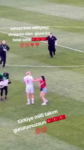 #türkiye #barışalperyılmaz merak edenlere milliyetçi duygudur bu sahaya inmek sarılmak 🇹🇷🇹🇷🇹🇷🇹🇷❣️❣️💯💯#türkiye #millitakım #spor #sports 