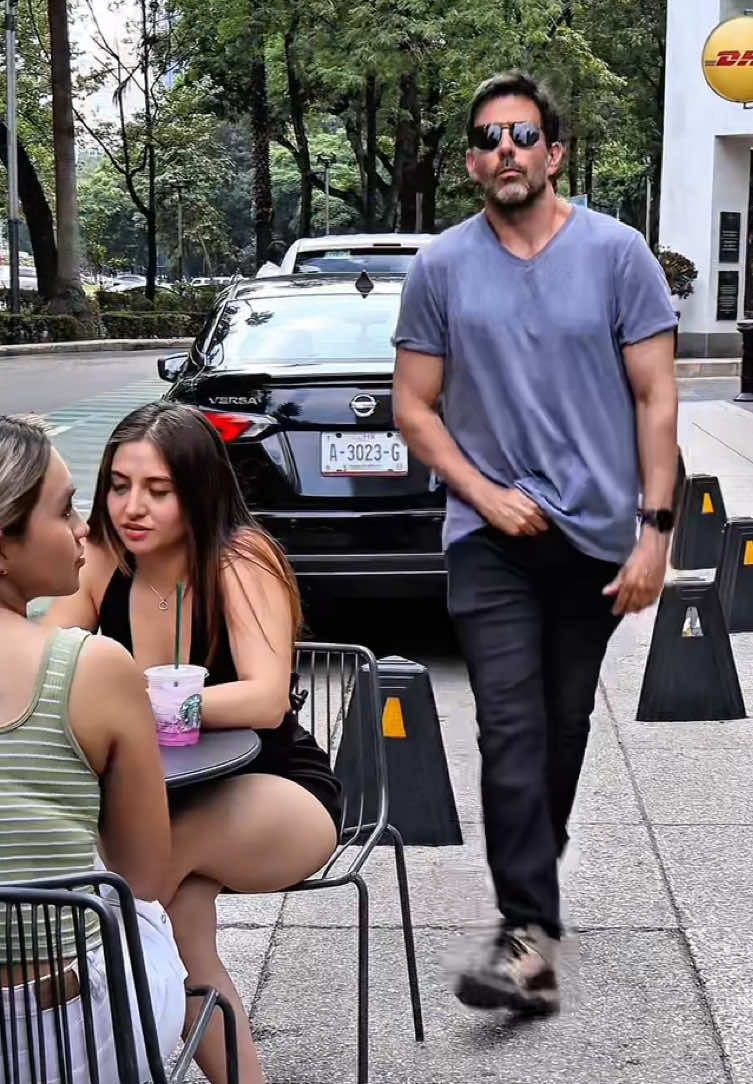 Cualquier mujer cae rendida ante un hombre alfa, inclusive las más bellas  #hombrealfa #machoalfa #caminata #estilo #elegancia #hermosa