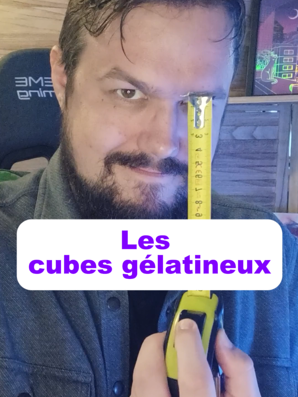 Vous voulez faire une surprise à vos joueurs ? J'ai un truc amusant là-dessus...  On va utiliser les cubes gélatineux de Donjons et Dragons.  #jdr #jeuderole #ttrpgtok #dndtok #dnd #dndtiktok #maitredujeu #gamemaster #joueur #joueurs #astuce #conseil #scenario #surprise #cube #donjonsetdragons #amusant #drole #fyp #pourtoi #pourtoii 