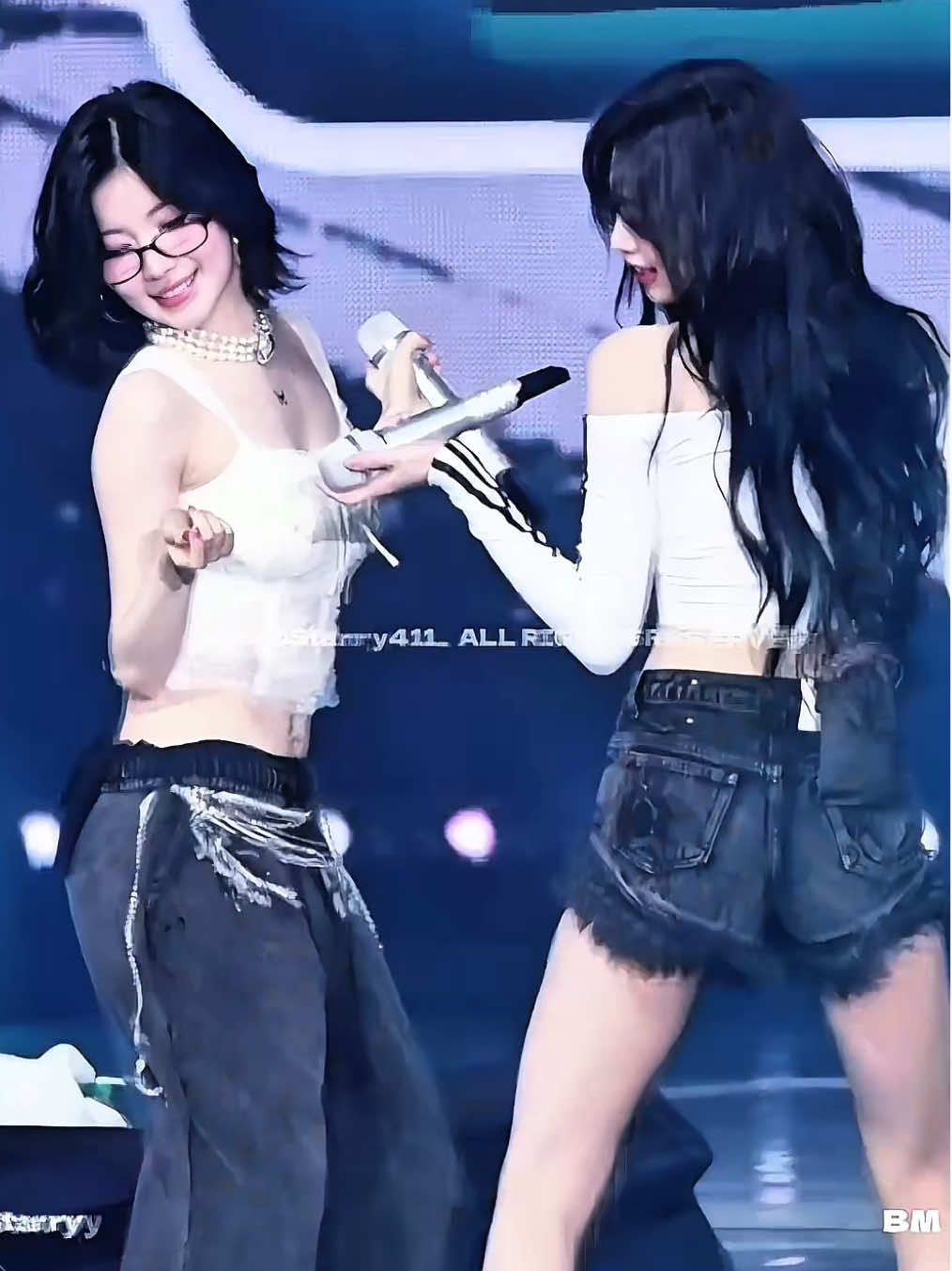 Semakin HD semakin gak sanggup liat Duo twerking ini😭👊❤️‍🔥❤️‍🔥 #ahyeon #아현 #asa #아사  #babymonster #Fancam #1st_WORLD_TOUR #HELLOMONSTERSinThailand #เสียงเชียร์มอนสตี้ไทยไม่แพ้ชาติใดในโลก