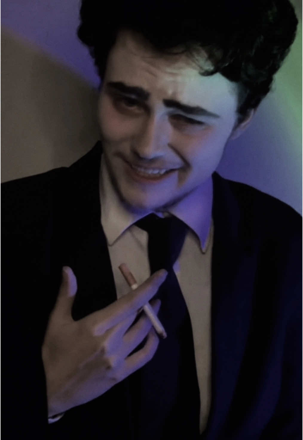 ll its FAKE TikTok !! ll this song is literally his actually ll #sherlock #sherlockholmes #sherlockcosplay #moriarty #jimmoriarty #jimmoriartycosplay #jamesmoriarty #sherlockholmescosplay #sheriarty #sheriartycosplay 