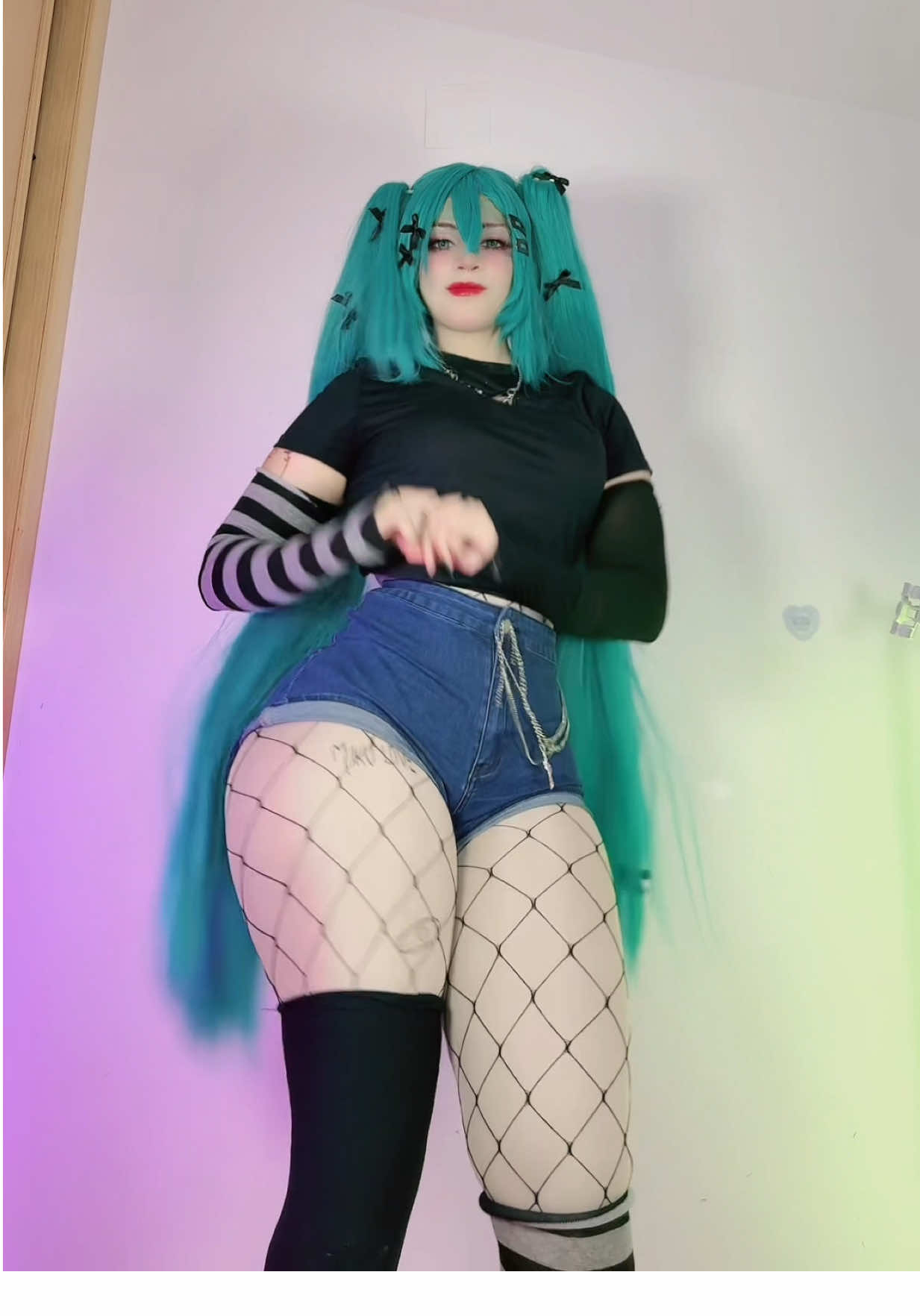 Miku🖤 . #mikuhatsune#miku#mikumikudance#mikucosplay#mikutrend#Cosplay#cosplaygirl#photography#hatsunemiku#mikuracingcosplay#miku#mikufanart#Cosplay#mikulov#mikuhatsunecosplay#paratiiiiiiiiiiiiiiiiiiiiiiiiiiiiiii#fypシ゚#fyp 