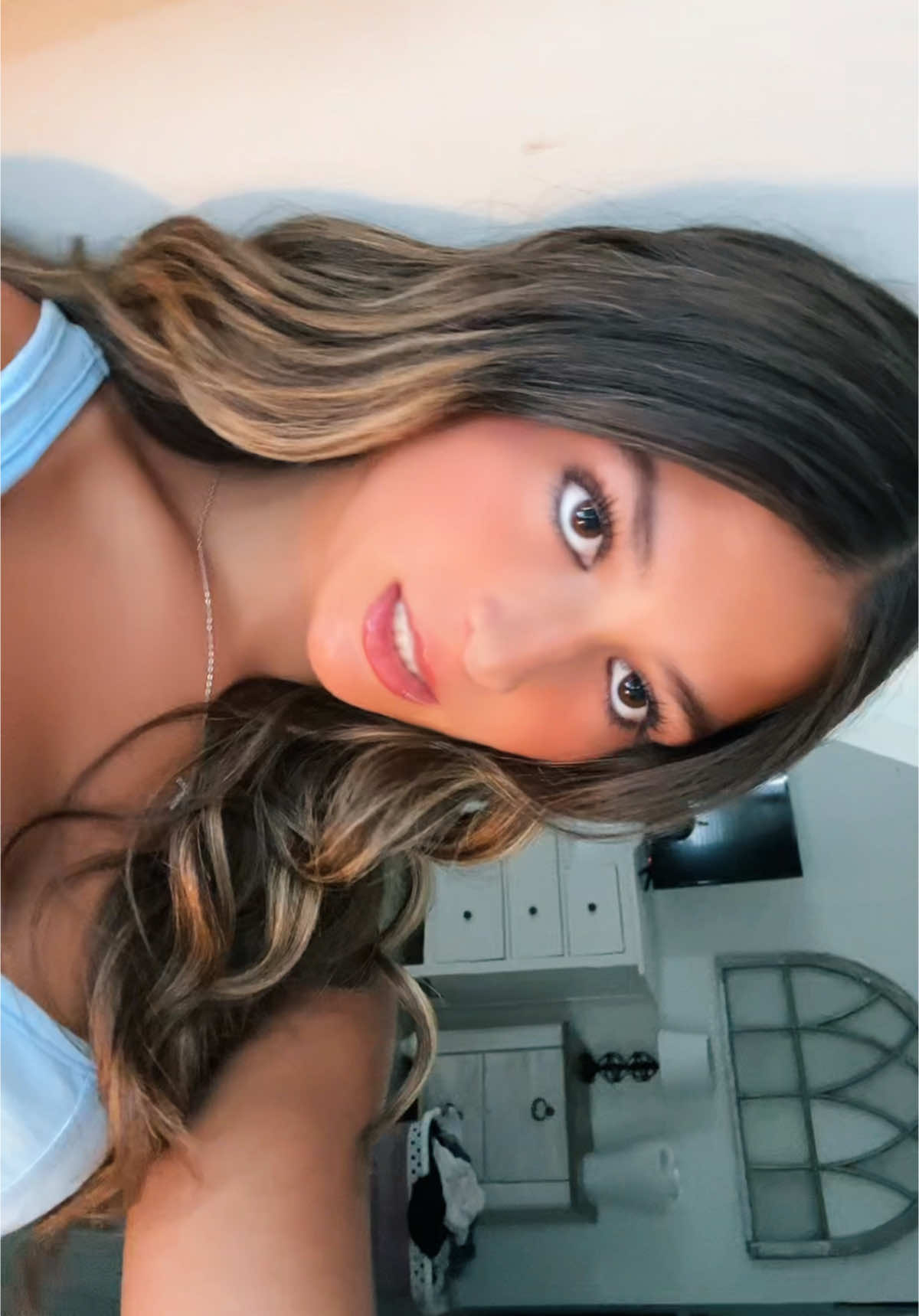 #fyp #brunette #viral #cute #trending #Summer #tan #baddie #viral #baddie 