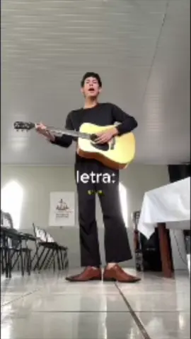 ouvi essa musica e decidi fazer cover também 
