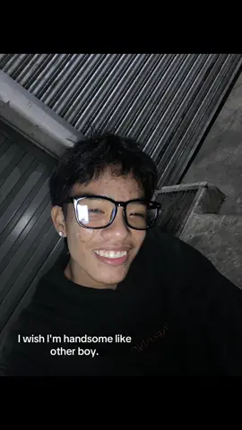 #beahandsomeboy 😢