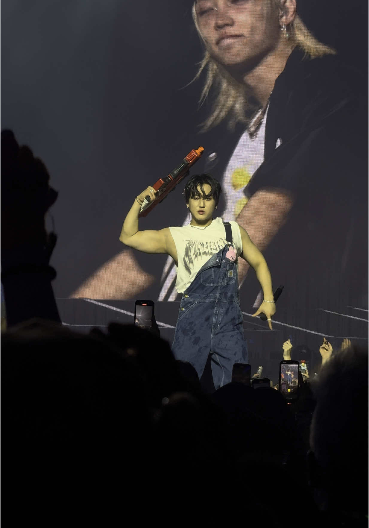 oh the man that you are, seo changbin. . . ❤️‍🔥  #straykids #skz #changbin #seochangbin #skzarlington2025 #kpop #kpopfyp #straykidsconcert #straykidsstay #fypシ 