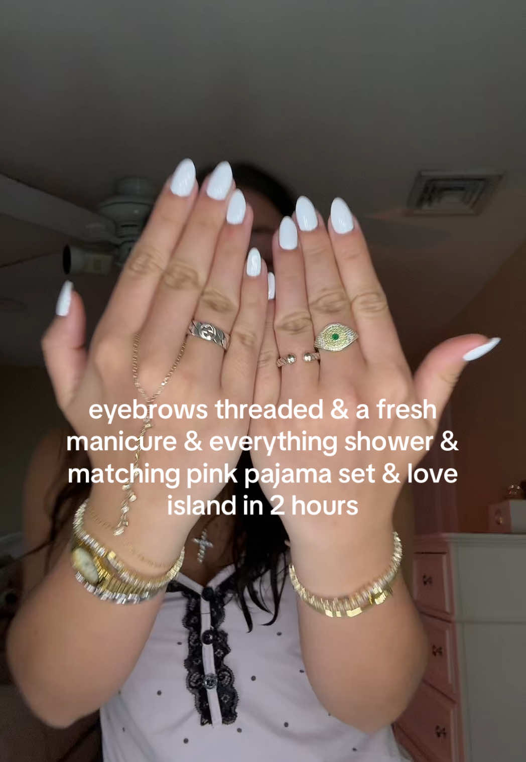 my self care ritual every other sunday 🧖🏼‍♀️💅🏼 #everythingshower #SelfCare #eyebrows #eyebrowthreading #gelmanicure #nails #whitenails #salon #pajamaset #LoveIsland #huda #microinfluencer #teamwork #foryoupage #fyp #creatorsearchinsights #olandria #girly #girlythings #sunday #cozynight #nightroutine 