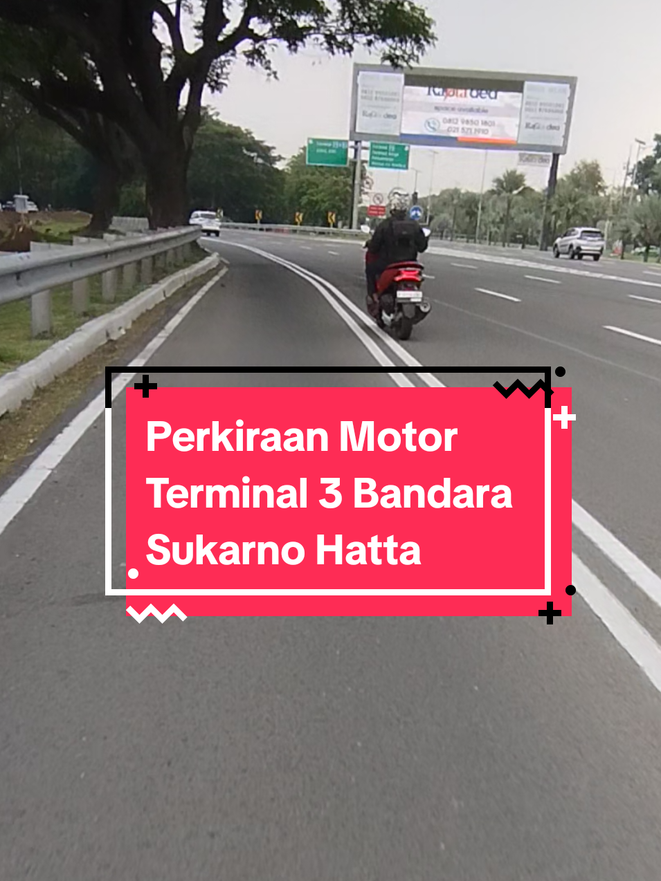 menuju Parkiran Motor bandara Sukarno Hatta Terminal 3 tidak bisa pake cash tarif nya Rp 7.500/24 jam #bandarasoekarnohatta  #parkir 