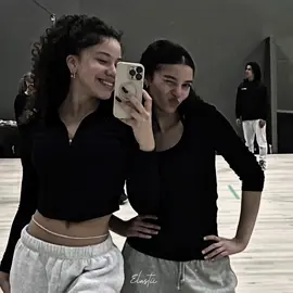 I said I wouldn’t post today but I wanted to post twininemm🙈 #maliabaker #maliabakeredit  #viraltiktok #viralvideo #explore #dontletthisflop #dontflop #explorepage #foryoupage #fy #fypシ゚viral || @Malia:) @Kiara ✨ 🔖: @QT A❤️✨ @iri @River @Myah😝 @meadow @Iyonnaaaa @Qt.Sophie @𝒒𝒕 𝒌𝒂𝒆 ☙ @cookie🍪 @jaycee✨ @scar ★ @𝒋𝒆𝒔𝒔 ꨄ︎ @𝓠𝓽 𝓼𝓴𝔂☁️ @QT ari ❤️✨️@ꨄqt sophꨄ @qt lia ʚ❤︎ɞ @𝜗𝜚˚⋆⋆˚࿔ 𝐪𝐭 𝐬𝐨𝐟 𝜗𝜚˚⋆ 