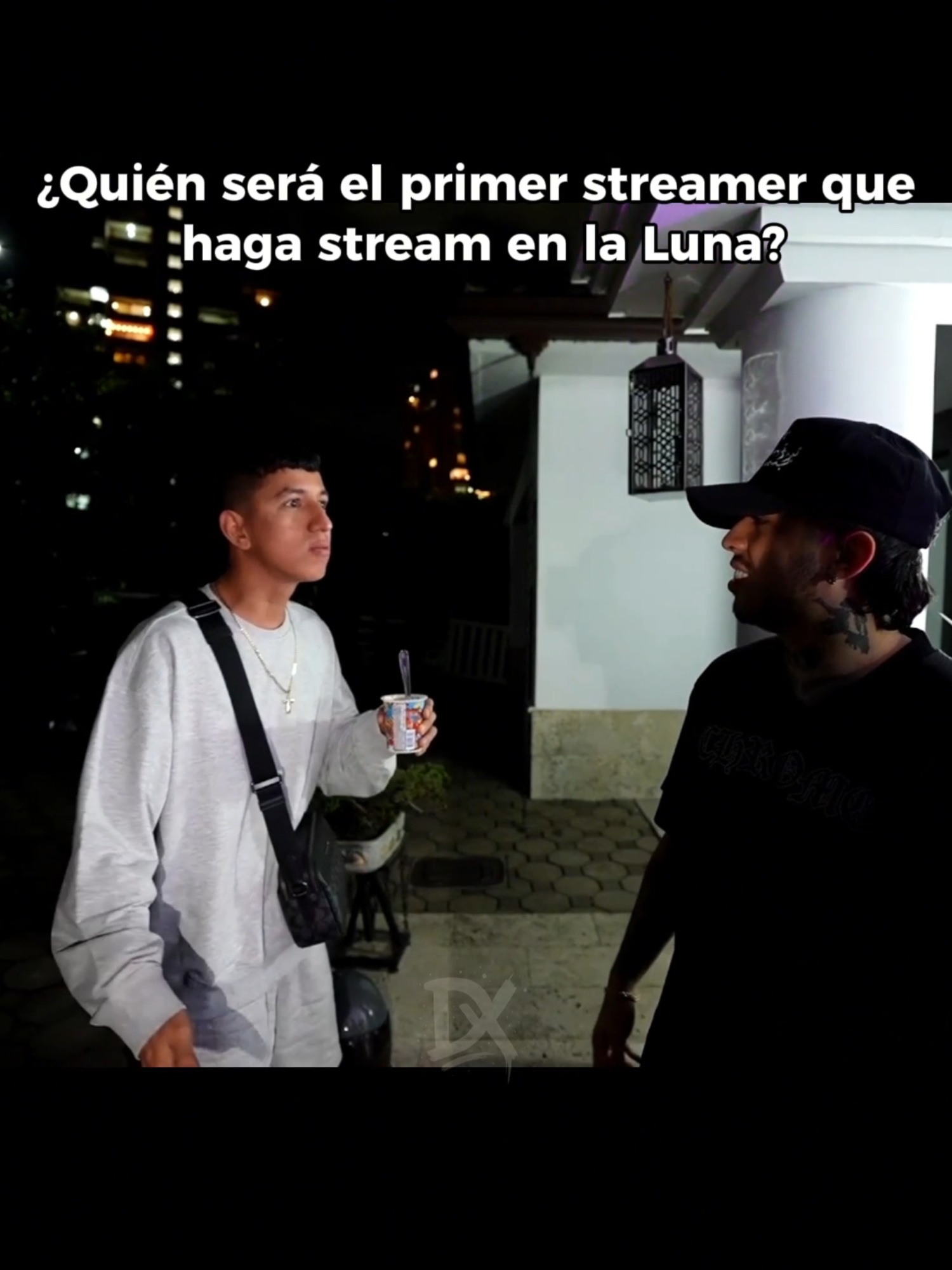 ¿Quién será el primer streamer que haga stream en la Luna? #westcol #twitchwestcol #kick  #parat #videoviral #westcoltiktoker  #reaccion #stream #dxclipx #streamer  #amigos #conversacion #elchanty #luna  #pregunta #primer #risas