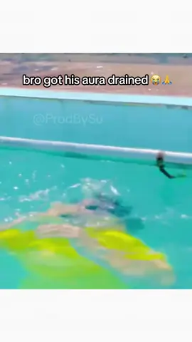 bro had his aura drained 😂 #funny #meme #viral #fyp #foryoupage 
