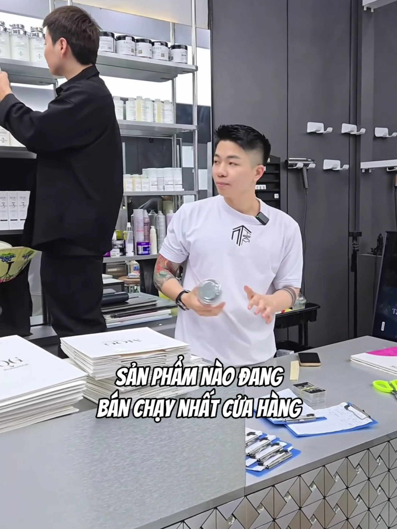 Được chị em yêu thương, nên dầu gội - hấp MQG của nhà NHẬT TÂM hết hàng liên tục. Bên em phải cấp tốc nhập thêm hàng mới về để phục vụ chị em đây ạ #nhattamhairsalon #hairstyle #nhattam #daugoi #mqg