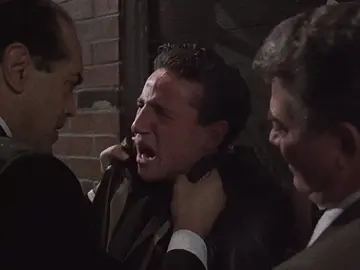 you broke my heart #targetaudience #core #goodfellas #abronxtale #thesopranos #thegodfather #taxidriver #filmtok #italy #fyp #foryoupage #thesmiths #reloadc 
