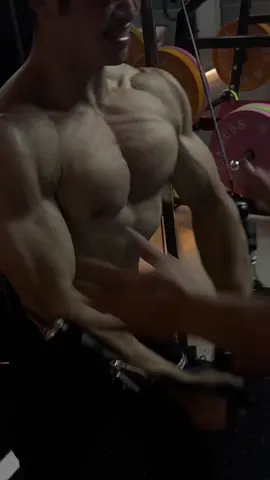 Training program is in my bio  #gym #motivation #gymexercises #gymmotivation #calisthenics 